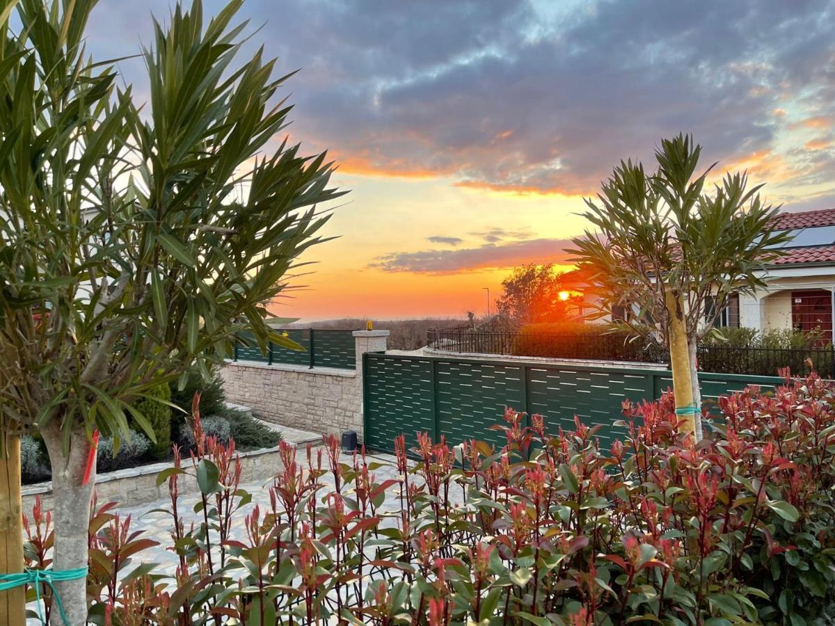 Private Villa "San Servolo House" With Sea View And Private Pool Buje Buitenkant foto