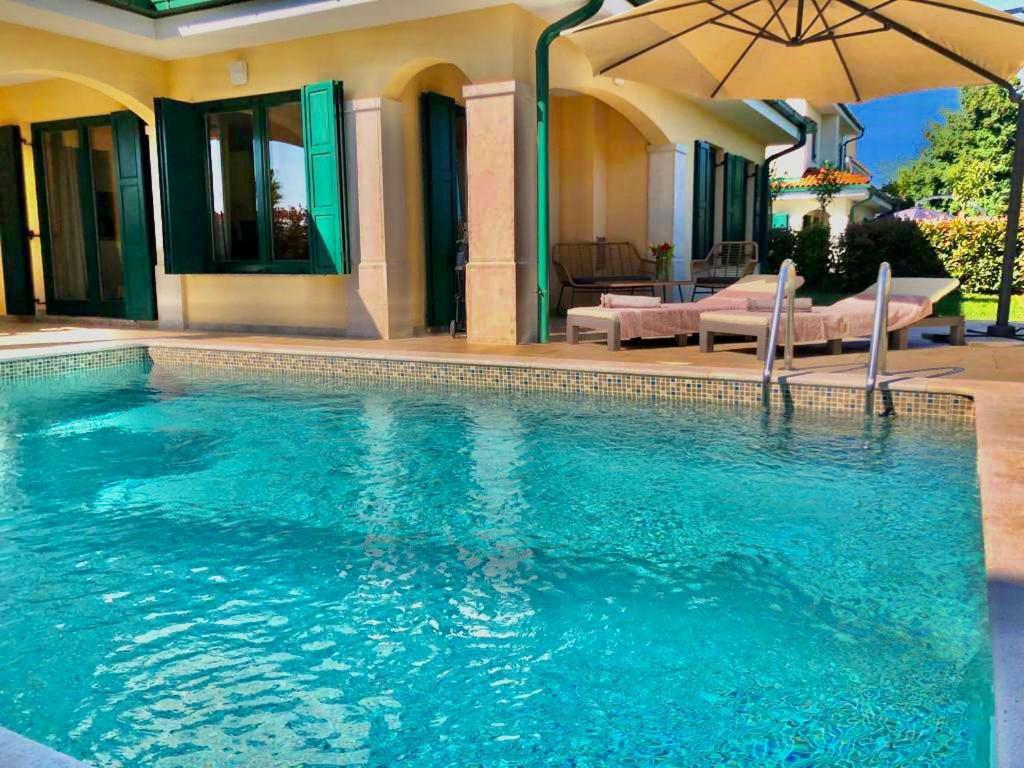 Private Villa "San Servolo House" With Sea View And Private Pool Buje Buitenkant foto